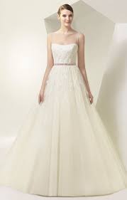 A linie brautkleid kurz tull hochzeitskleid mit herz ausschnitt und deko applikation knielang in elfenbeinfarbe milanoo milanoo com www.milanoo.com. Brautkleider In A Linie