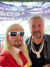 Tess Higgins (@heyitstess3)