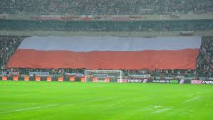 Jesteśmy jedyną stacją, która nie wywiesiła białej flagi podczas pandemii. Bialo Czerwona Sektorowka Czeka Na Zgode Uefa Sport Tvp Pl