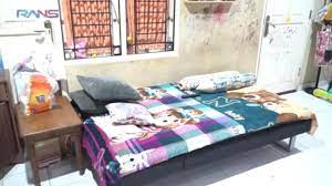Alasannya adalah untuk membetulkan rumah dede sunandar. 5 Sudut Rumah Dede Sunandar Punya Dapur Luas Banget