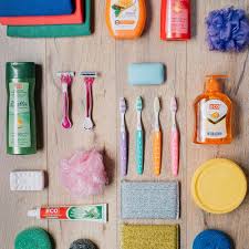 Namun begitu, bukan hanya golongan mak sahaja yang berpusu ke sini, kaum lelaki dan anak muda juga menjadikan kedai ini sebagai pilihan utama untuk mereka berbelanja. Home Eco Shop Marketing Sdn Bhd