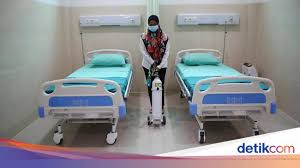 Sebuah video bahkan memperlihatkan kepadatan rsud chasbullah abdul madjid (rsud bekasi) yang ada di kota bekasi pada jumat, 25 juni 2021. Rsud Bekasi Utara Siapkan Ruang Tambahan Pasien Covid 19
