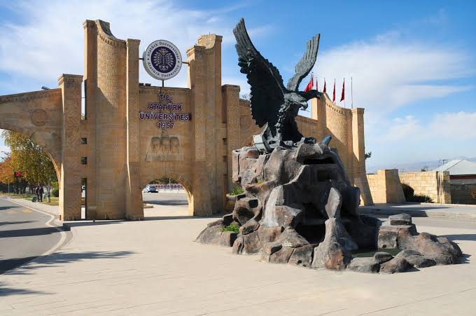 Atatürk Üniversitesi – "Köklü üniversite, güçlü bilim, parlak gelecek."