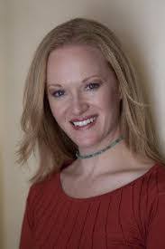 Jennifer Dilts's Instagram, Twitter & Facebook