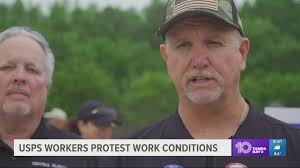 'Toxic work environment': USPS employees struggle under work conditions