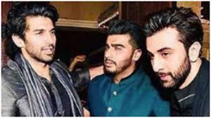 Here are all the inside pics and videos from Shah Rukh Khan's star-studded  Diwali bash