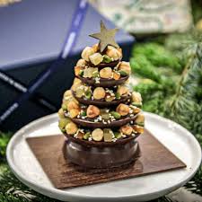 Les Buches Et Chocolats De Noel De Christophe Michalak 2019 Idee Recette Noel Chocolat Noel Chocolat