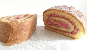 Deswegen würde ich mich freuen, wenn sich mehr menschen von dem gedanken verabschieden, dass leckeres essen immer kompliziert und zeitintensiv ist. Glutenfreie Biskuitrolle Mit Himbeere Sahnejoghurt Fullung Nochsoein Blog Glutenfreier Kuchen Vegane Glutenfreie Rezepte Glutenfrei