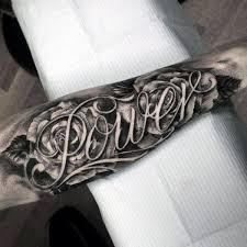 Name Tattoos Word Tattoos Forearm Tattoos Color Tattoos Rose Tattoo Schriftarten Fur Tattoos Rose Tattoo Ideen Tattoos Arm Mann