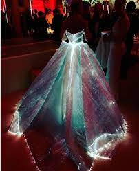 cooles silvester outfit fur 2021 mit led lichtern archzine net kleider hochzeit schone kleider ballkleid hochzeitskleid