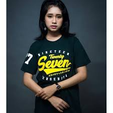Baju vektor termasuk kaos dengan desain grafis kian digemari khususnya oleh kaum pria. 50 Kaos Keren Yang Harus Kamu Koleksi Sebelum Mati Simplivi
