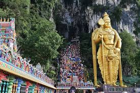 Hindu sebenarnya bukan sebuah agama malah sebuah tradisi yang di kembangkan hampir 10,000 tahun oleh masyarakat india. Batu Caves Kuil Hindu Di Anugerah Wisata Bali Facebook