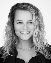 Libby Snyder's Instagram, Twitter & Facebook