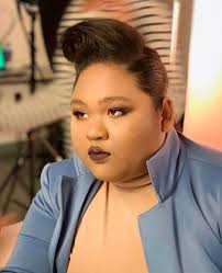 Wow Cik B! makin letops skrg ni. Boleh ikut jejak langkah mama DSV dah ni.  dah alert bab styling ni♥️😍 #mbpfc #info