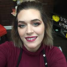 Back like I never left! Goggle marks, leftover mascara smudges and all 🥰