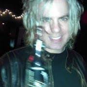 Adam Laxton's Instagram, Twitter & Facebook