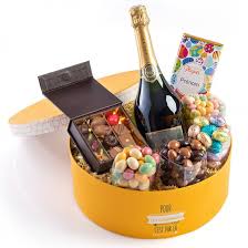 Coffret Cadeau Chocolat De Paques Boutique Chocolat D Lys Couleurs