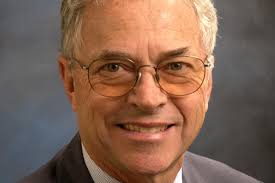 Robert Smiley's Instagram, Twitter & Facebook