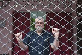 Ο Ηλίας Φραγκούλης απεχθάνεται τον όρο σινεφίλ και την πολιτική ορθότητα