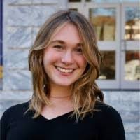 Elizabeth Gluck's Instagram, Twitter & Facebook