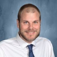 Vanessa Poe's Instagram, Twitter & Facebook