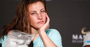 Miesha Tate furious at referee Kim Winslow for stoppage against Cat Zingano 