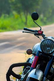 Download Royal Enfiled Wallpaper By Crossbowfarhaanfasil 49 Free On Zedge Now Browse Mi Classic 350 Royal Enfield Bullet Bike Royal Enfield Royal Enfield