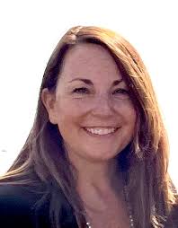 Seaglass Village welcomes Anne Quagrello as our new Executive Director!  Anne will replace Alyce Deveau, who is retiring after serving as our  director since our founding in 2021. Anne's official start date