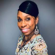 Yaisa Hallback's Instagram, Twitter & Facebook