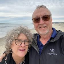 Hats off to Ms. Swift's security! At first I didn't know why she was  walking so slow, but then realized she has a short skirt and they were  making sure there were