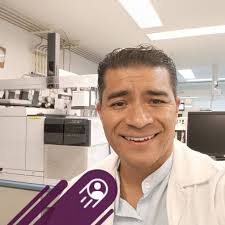 LugaresDelCentro Con más de 10 años de existencia, La Casa del Cine Mx,  ubicada sobre una antigua casona probablemente del siglo XIX, se halla en  la calle República de Uruguay 52, entre