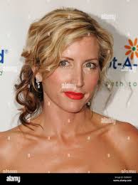 Paul mills hi-res stock photography and images