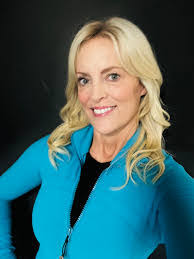 Allyson Deal's Instagram, Twitter & Facebook