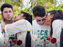 I'm a spaceman ‍ jonasbrothers.com. Priyanka Chopra Fell In Love With Husband Nick Jonas Again And Again The Video Of Kissing Is Going Viral Presswire18