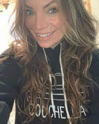 Kimberly Barth's Instagram, Twitter & Facebook