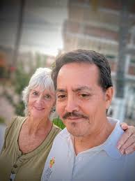 Compartiendo el rincón del Tai Chi con mi querida amiga, Barbara Mearns ,  de Honolulu, quien ha regresado a Vallarta, por una breve temporada después  de una prolongada ausencia... Un placer volver