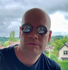 Προφίλ για: Mike Weir Music