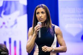 Rubint réka playboy magazin fotók. Velvet Gumicukor Rubint Reka Motivalas Helyett Hisztizik Es A Ferjet Fikazza