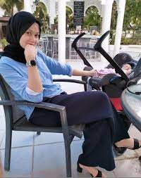 Sejak kecil ia telah mempelajari. Peminat Puji Isteri Datuk Jamal Abdillah Tetap Cantik Menawan Lepas Bersalin Nona