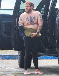 Jonah hill has solidified himself as an exciting force within men's style over the last year, thanks in large update (11/13/2020): Jonah Hill Shows Off His New Beach Body After Losing 40lbs Chart Attack