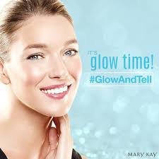 Sunday is the perfect day to go through your make-up and skincare and  replace expired or no-longer-love products with fresh ones. Here's a guide.  Hurry...