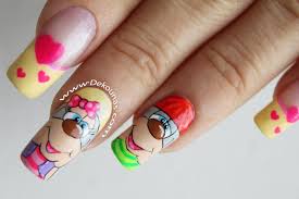 Uñas decoradas disney uñas decoradas con muñecos diseños de uñas disney arte de uñas disney uñas caricaturas uñas coloridas dibujos animados kawaii dibujo paso a paso uñas con flores bip bip et coyote Pin En Unas De Los Pies