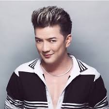 Hồi giữa năm 2019, khi tin đồn mỹ tâm hẹn hò mai tài phến được lan truyền rộng rãi, đàm vĩnh hưng đã nhắn nhủ tới nữ ca sĩ rằng: Ä'am VÄ©nh HÆ°ng