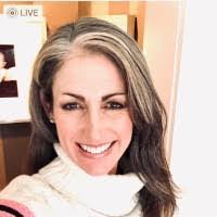 Amy Crosson's Instagram, Twitter & Facebook