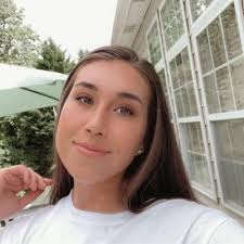 Madalyn Morton (@Madalyn_Morton_)