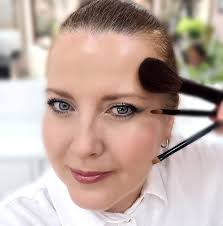 Аз съм Анна Златанова