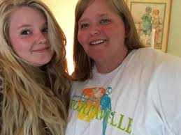 My name is Carrie Marion I am the daughter of Celester keys. Granddaughter  of Bennie Knight.