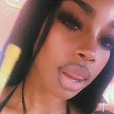 How to get a feathered hair cut in Memphis?