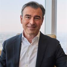 When you start the day with the most beautiful sunrise and close off the  day with an even better sunset…it's the best distraction for a day with its  ups and downs:-) |