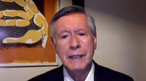 Facultad de Ciencias Médicas de la UCE rinde homenaje a docentes y  estudiantes en su aniversario 328